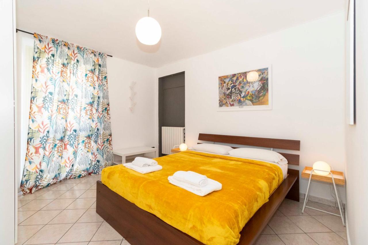 Colourful Flat San Donato Apartment Turin Exterior photo